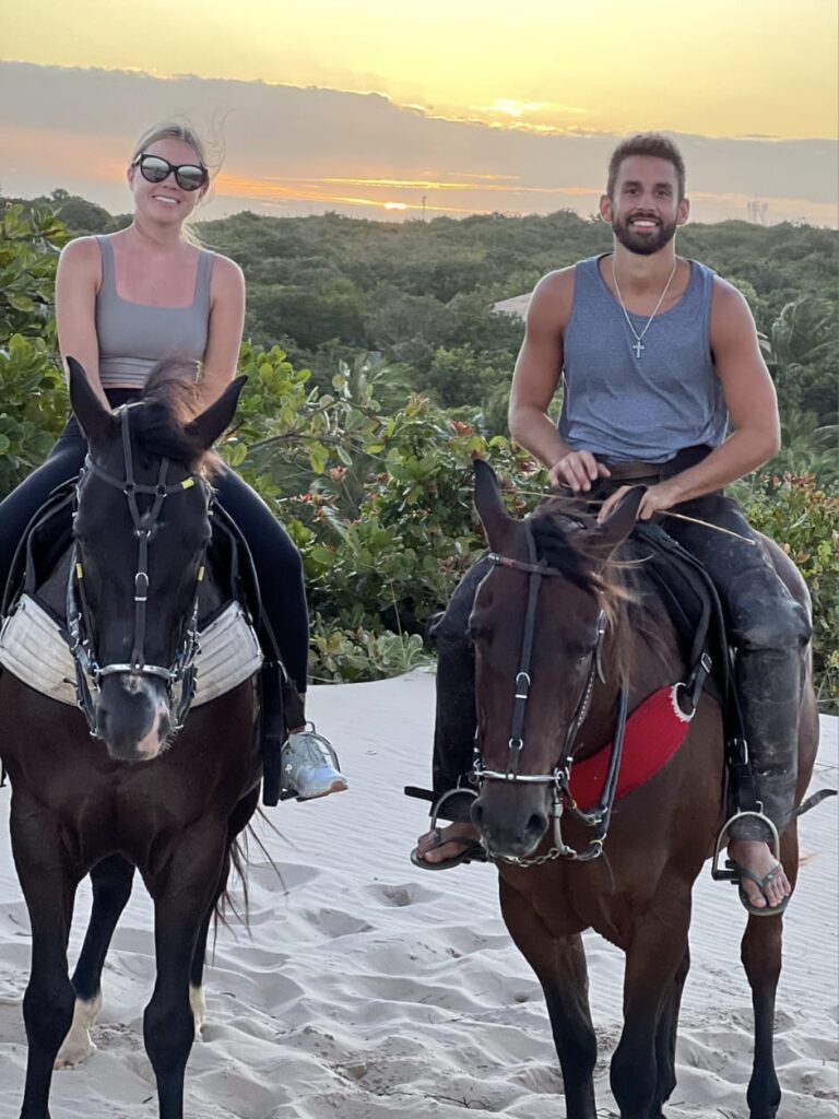 921a9b17-5a37-4179-b58a-4f708b94a107